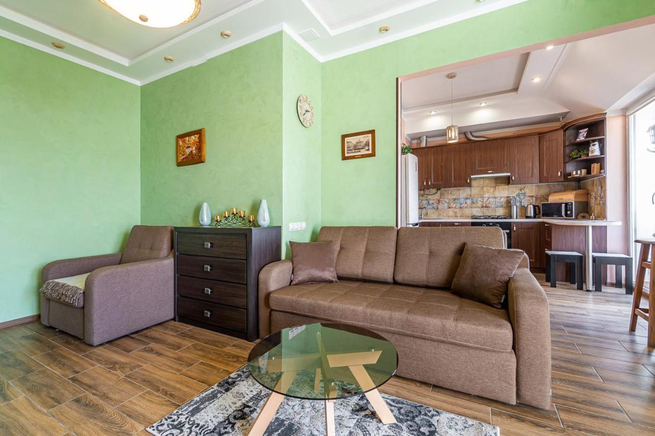 Apartments “U Prawnika” ลวีฟ ภายนอก รูปภาพ