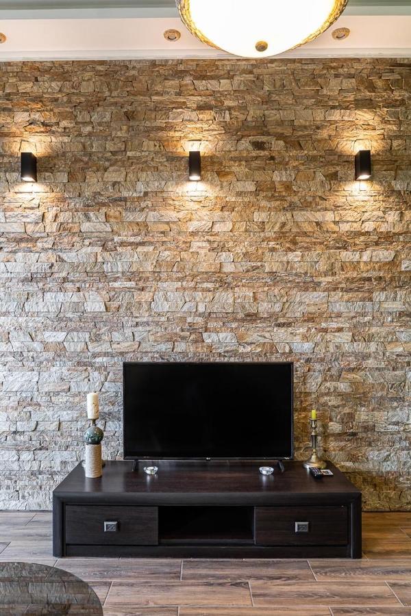 Apartments “U Prawnika” ลวีฟ ภายนอก รูปภาพ